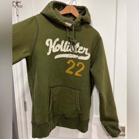 Hollister Men's Olive Hoodie with Logo - Picture 4 of 11